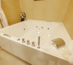 ЛЮКС в Aquamarine hotel&spa