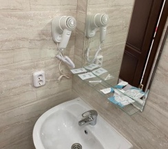Двухместный номер Deluxe двуспальная кровать в Астам