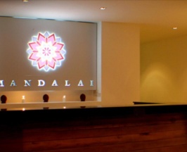 Двухместный номер Deluxe двуспальная кровать в Mandalai Hotel