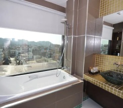 Одноместный номер Superior в Chalelarn Hotel