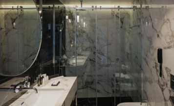 Двухместный номер Executive с видом на море двуспальная кровать в Electra Palace Thessaloniki