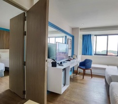 Семейный совмещенный люкс в Отель Citrus Grande Hotel Pattaya By Compass Hospitality