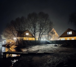Бунгало у воды в Домики у пляжа