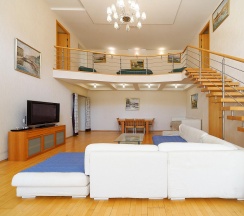 4-комнатные апартаменты улучшенные в Имидж