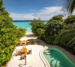Люкс With Pool Crusoe с 2 комнатами в Soneva Fushi