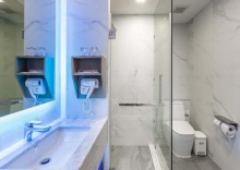 Двухместный номер Deluxe с балконом двуспальная кровать в BlueSotel SMART Krabi Aonang Beach - Adults only