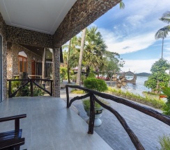Трёхместное бунгало с видом на море в Mai Phuong Resort Phu Quoc