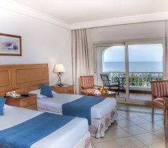 Двухместный номер Standard с видом на море 2 отдельные кровати в Continental Plaza Beach Resort (Ex. Inter Plaza Beach)