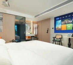 Двухместный номер Basic (двуспальная кровать) в Lan Wan International Hotel