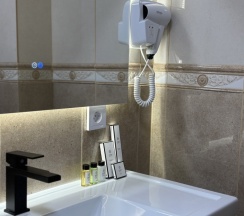 Стандарт с тремя односпальными кроватями в Sintem Premium Hotel