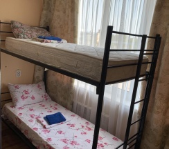 Кровать в 4-местном общем номере в Кавказ
