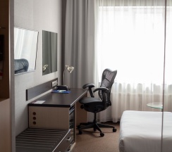 Бизнес с двуспальной кроватью в Elements Perm Hotel 4