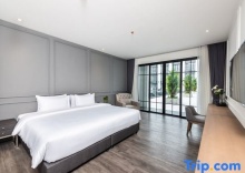 Двухместный номер Deluxe с видом на бассейн двуспальная кровать в One Patio Hotel Pattaya