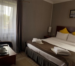 Стандарт с доп местом в Гостиный дворъ