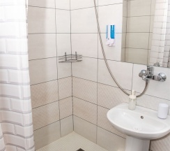 Двухместный номер Комфорт (5 этаж без лифта) в Everest