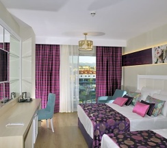 Двухместный номер Deluxe двуспальная кровать в Azura Deluxe Resort & Spa