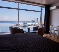 Sea view apartments - Deluxe (Панорамный вид на море, до 3 гостей), Станюковича 48/5 в Vvo apartments group