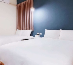 Четырёхместный номер Classic в Feng Jia Tonight Hostel