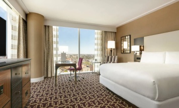 Двухместный люкс Fairmont Gold c 1 комнатой (двуспальная кровать) в Fairmont Austin