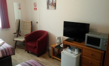 Двухместный номер Standard 2 отдельные кровати в Station View Guest House