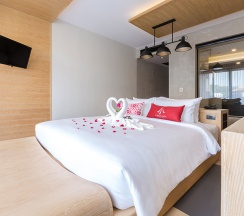 Двухместный Aurico Nest двуспальная кровать в Aurico Kata Resort & Spa