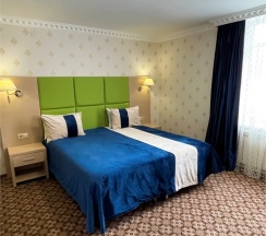 Четырехместный номер высшей категории в Сказка снежных вершин