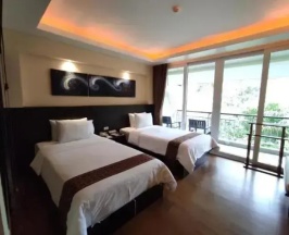 Двухместный номер Superior с видом на бассейн (2 отдельные кровати) в R-Mar Resort and Spa