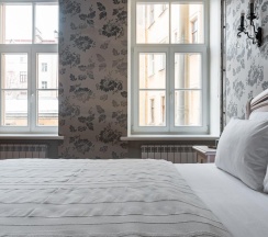 3-комнатные апартаменты улучшенные LetYourFlat “Toscana” гостиная 32м2 в Letyourflat (Лэтюфлэт) на набережной канала Грибоедова 117