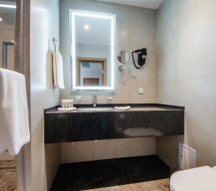 Двухместные апартаменты двуспальная кровать в Ramada by Wyndham