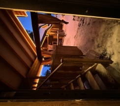 Студия в Grizzly house