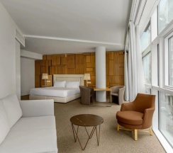 Двухместный люкс двуспальная кровать в Room Mate Aitana, Amsterdam