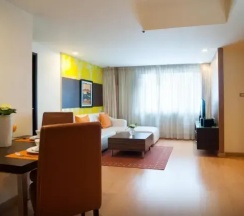 Трёхместный люкс с 2 комнатами в Aspen Suites Hotel Sukhumvit 2 Bangkok