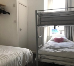 Семейный номер Standard в The Melrose Hotel