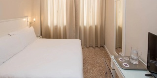 Венеция: Отель Отель IH Hotels Venezia Salute Palace