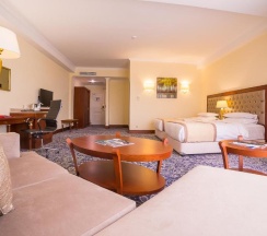 Двухместный номер Superior 2 отдельные кровати в Ramada by Wyndham Almaty