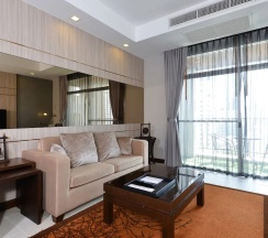 Семейный люкс в Grand Asoke Suites Boutique Residence