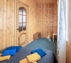 Четырёхместный люкс рядом с пляжем в Ласточкин дом