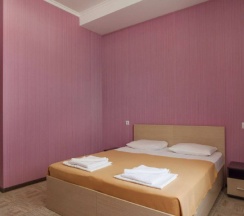 Стандартный трехместный номер в Reskator