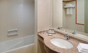 Двухместный номер Standard с видом на сад 2 отдельные кровати в Naama Bay Promenade Beach Resort by Accor