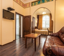 Восточный ( 2-х комнатный номер с кухней) в Odeon