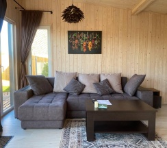 Домик Люкс с диваном в Happy Tree Camp