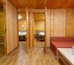 Семейный домик №17 в Allure Lodge