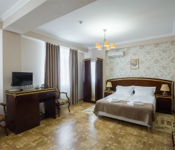 Полулюкс без балкона в Green hosta