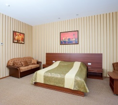 Полулюкс (семейная кровать) в Рояль