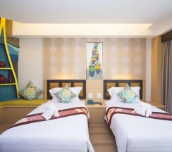 Семейная студия Deluxe в Phi Phi Nice Beach Hotel Hip