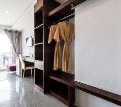 Двухместный номер Deluxe двуспальная кровать в 7Q Bangla Hotel