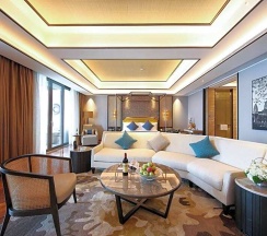 Люкс с видом на море в Xihu Resort Hotel