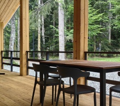 КОТТЕДЖИ ПЕРВЫЙ И ВТОРОЙ в Les Vill