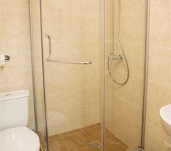 Стандартный двухкомнатный номер на четверых в V&V