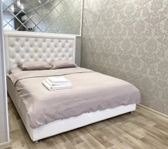 Двухместные апартаменты с балконом и с красивым видом из окна (двуспальная кровать) в Апартаменты 36/3/1